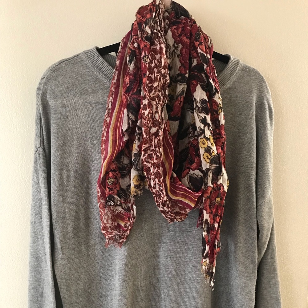 DKNY gray sweater with ruffles